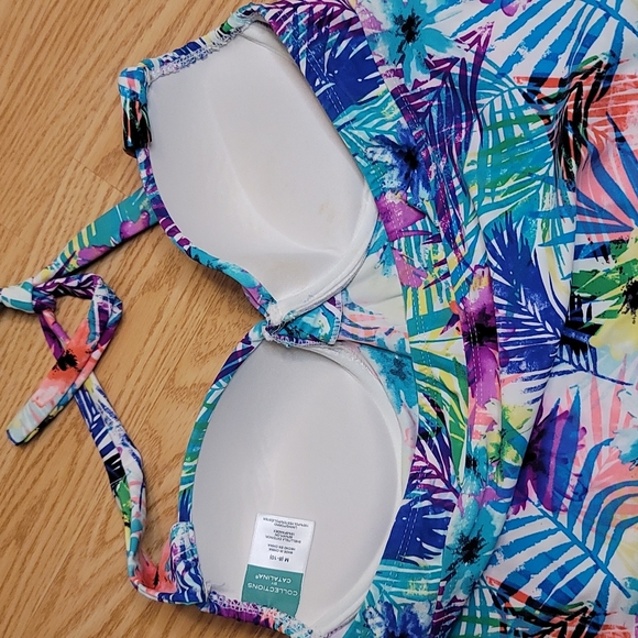 DONATED Collections by Catalina Tropical Tankini Top - Picture 6 of 7